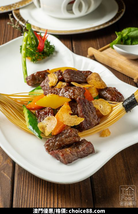 澳門優惠 澳門首創椰香乳鴿 只需 9 9 滋味十足孜然豬寸骨 8 條優惠 8