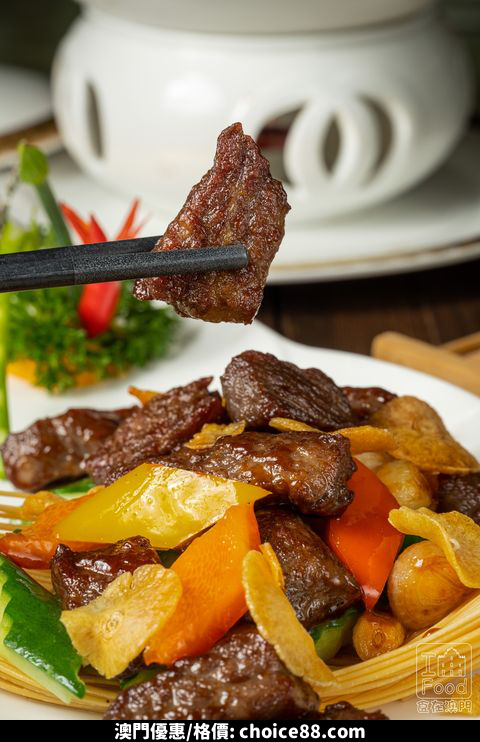 澳門優惠 澳門首創椰香乳鴿 只需 9 9 滋味十足孜然豬寸骨 8 條優惠 9